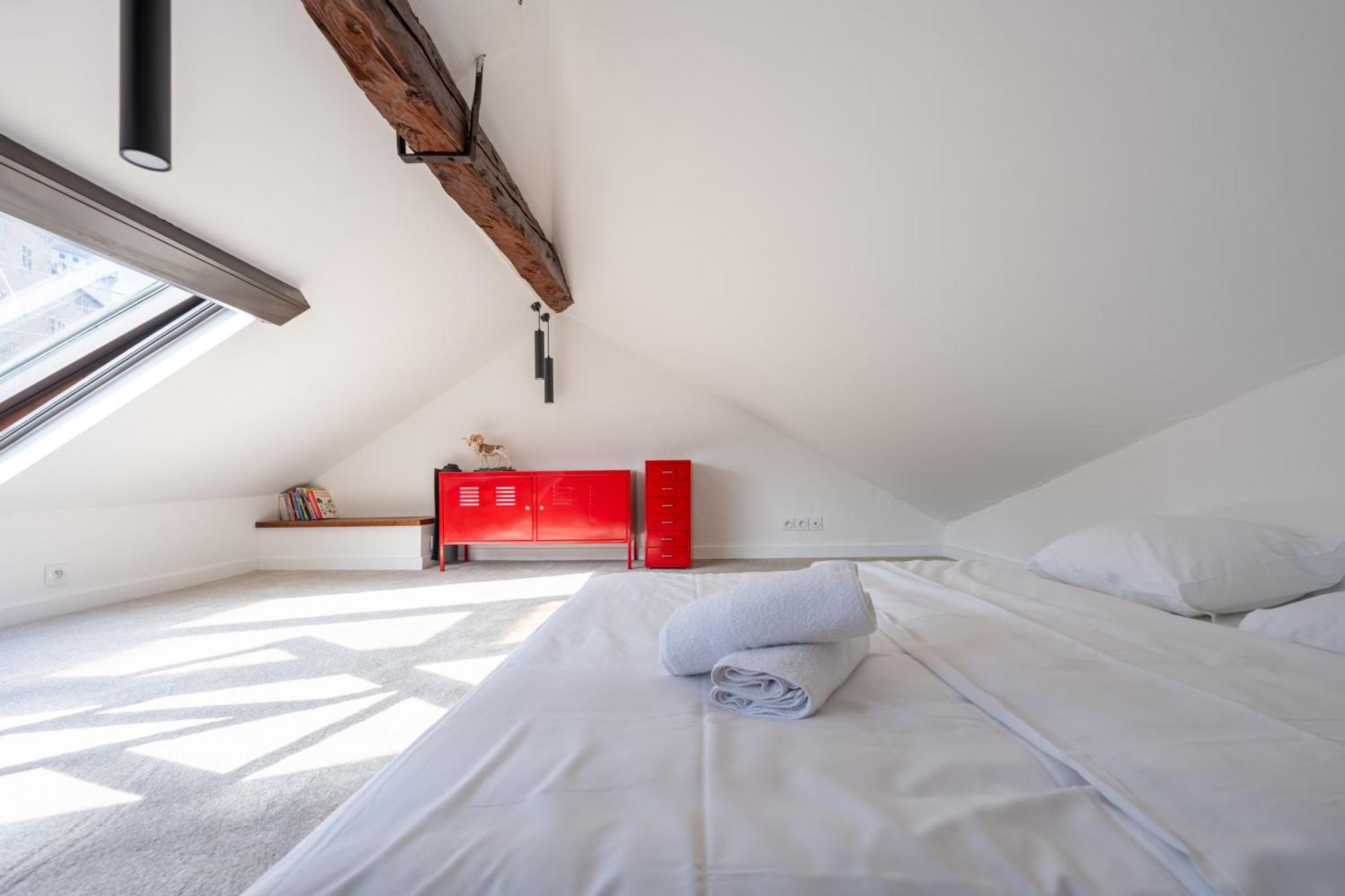 Sous Les Toits D'Annecy, Un Appartement Irresistible Pour 1 A 6 Personnes En Plein Coeur De Ville Extérieur photo