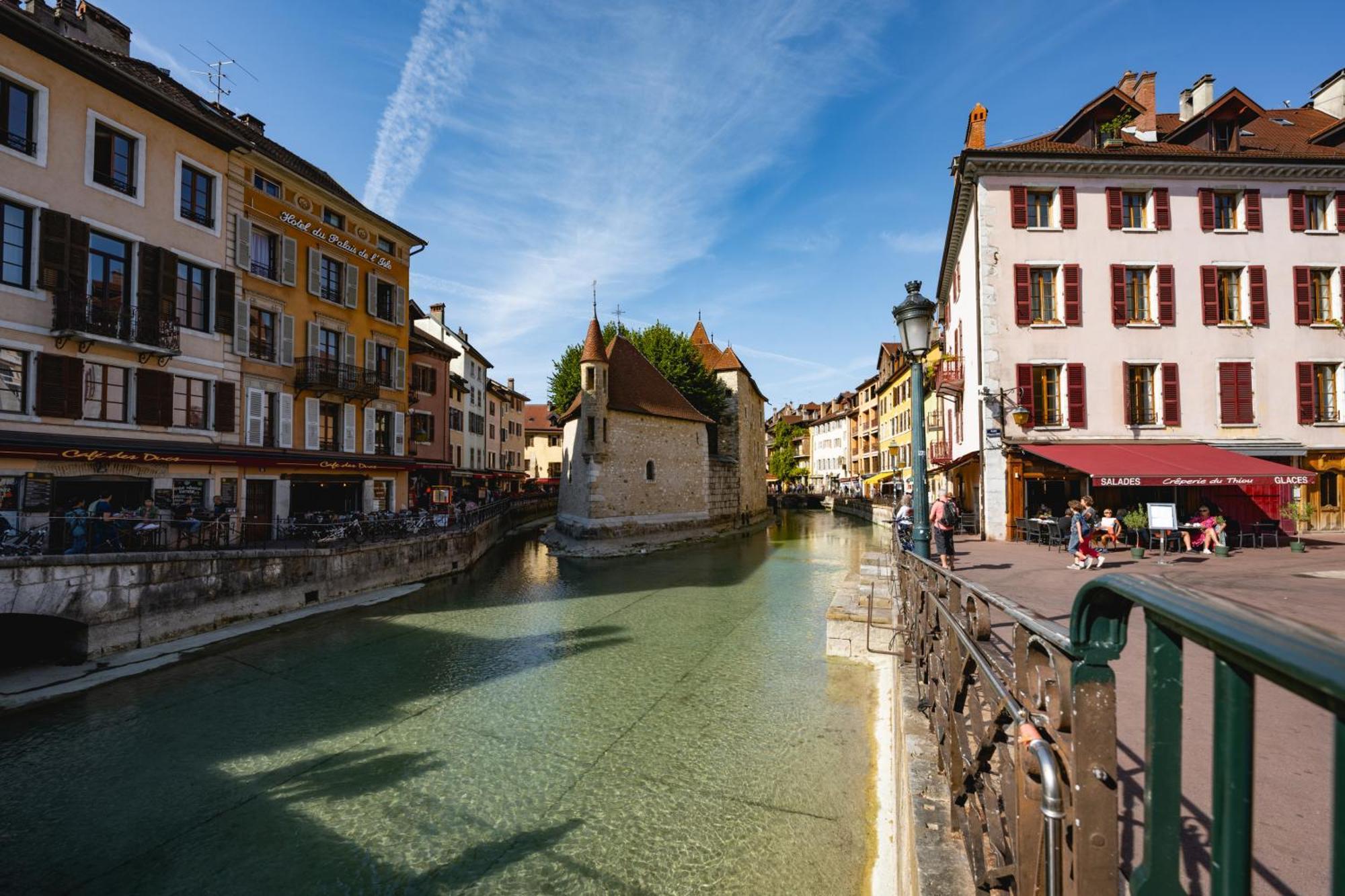 Sous Les Toits D'Annecy, Un Appartement Irresistible Pour 1 A 6 Personnes En Plein Coeur De Ville Extérieur photo